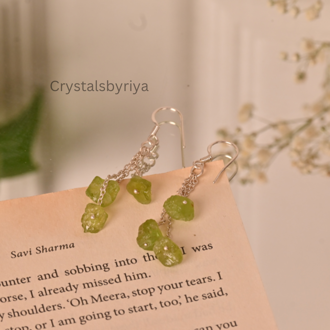 Peridot silver Earrings