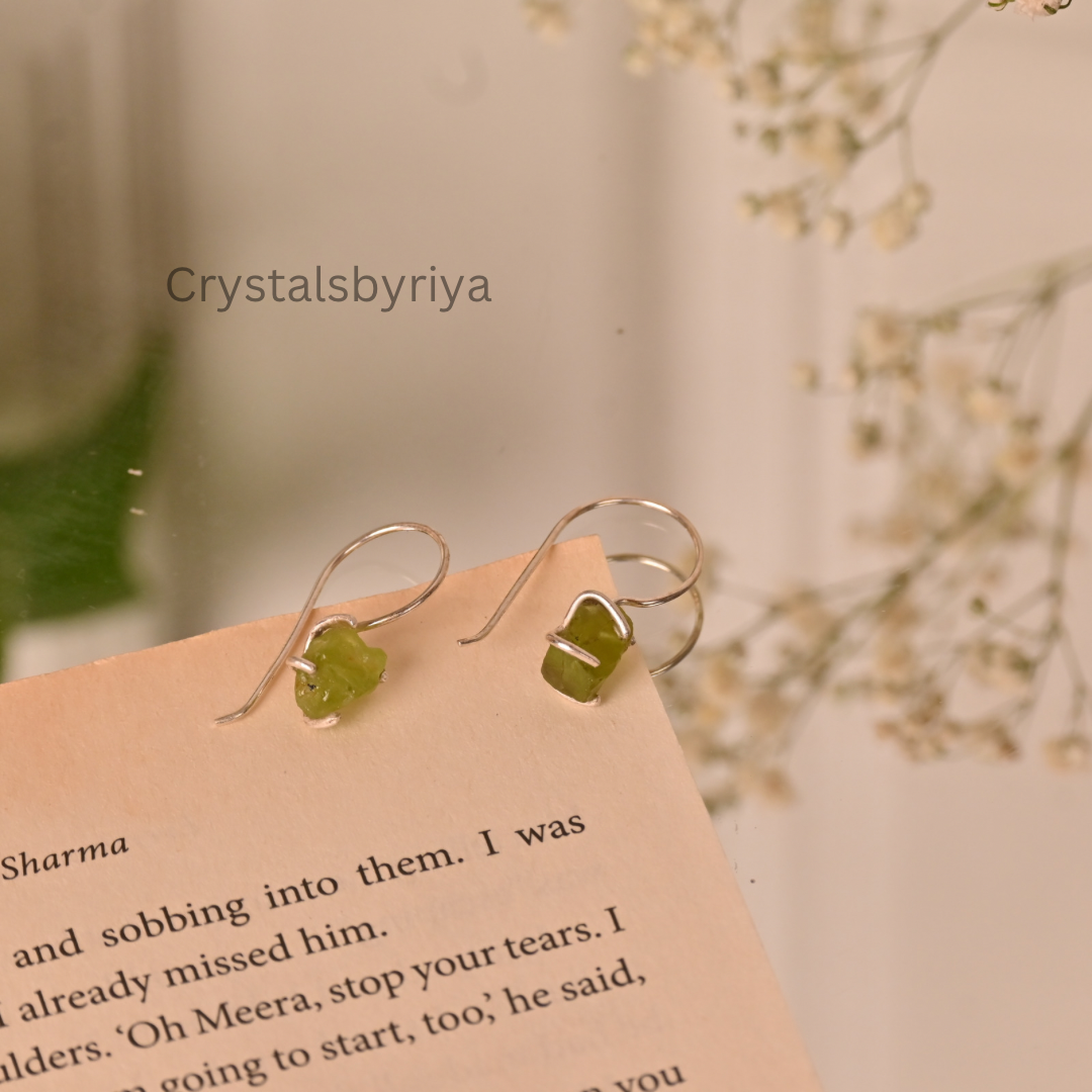 Peridot silver Earrings